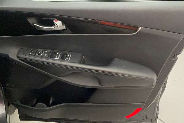 2016 Kia Sorento SLi UM