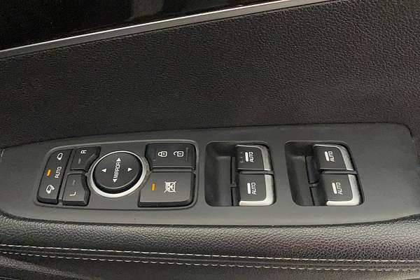 2016 Kia Sorento SLi UM