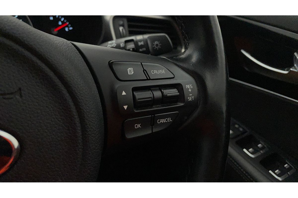 2016 Kia Sorento SLi UM