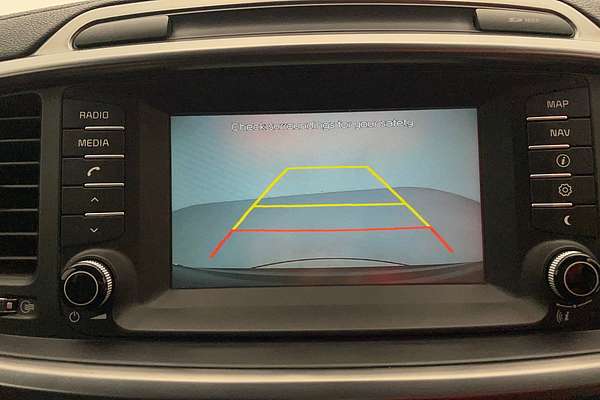 2016 Kia Sorento SLi UM
