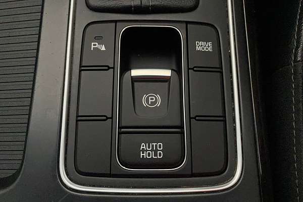 2016 Kia Sorento SLi UM