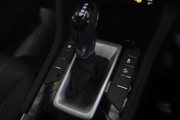 2023 Isuzu MU-X LS-T