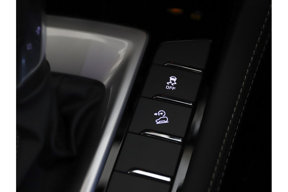 2023 Isuzu MU-X LS-T