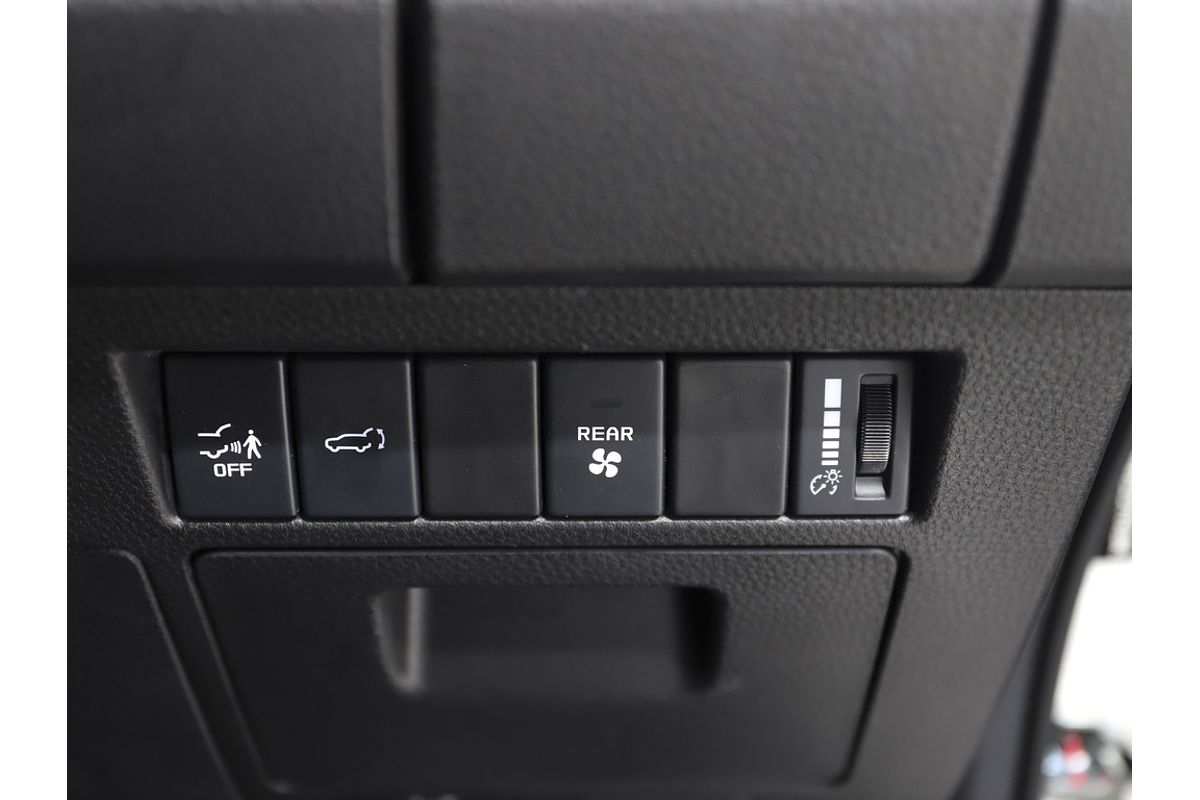 2023 Isuzu MU-X LS-T