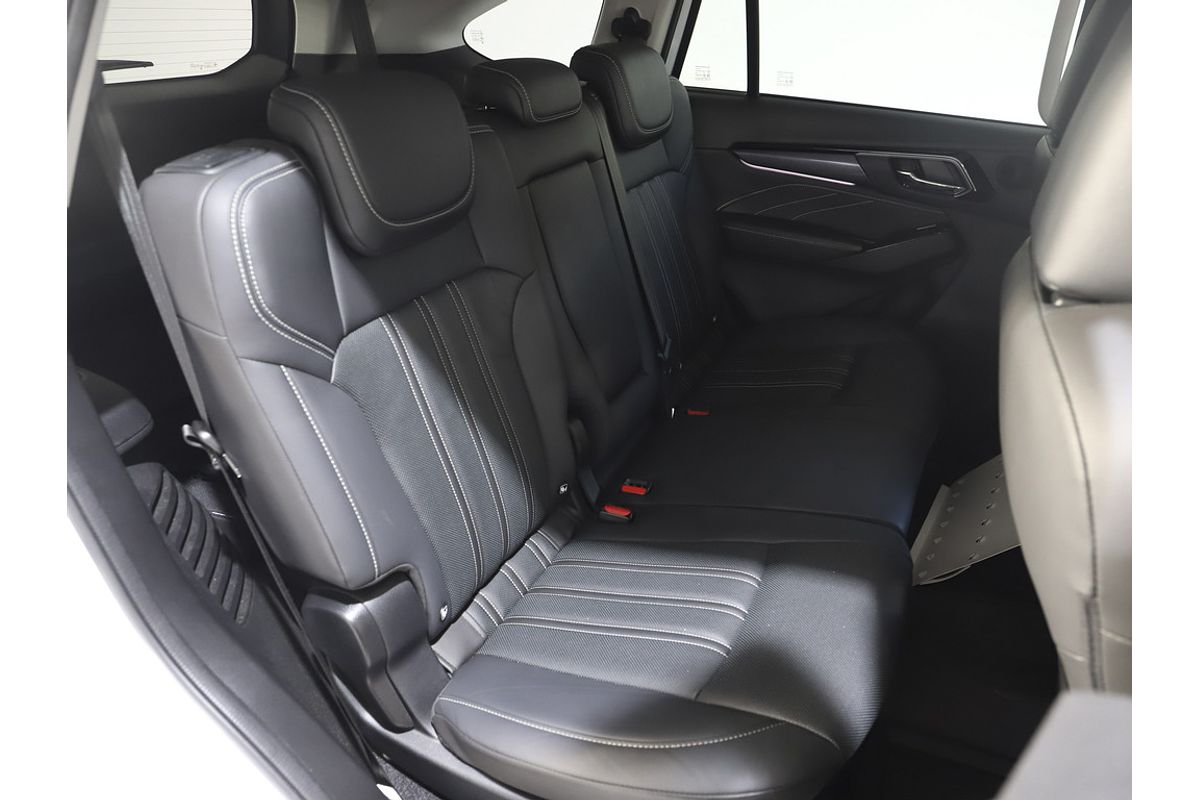 2023 Isuzu MU-X LS-T