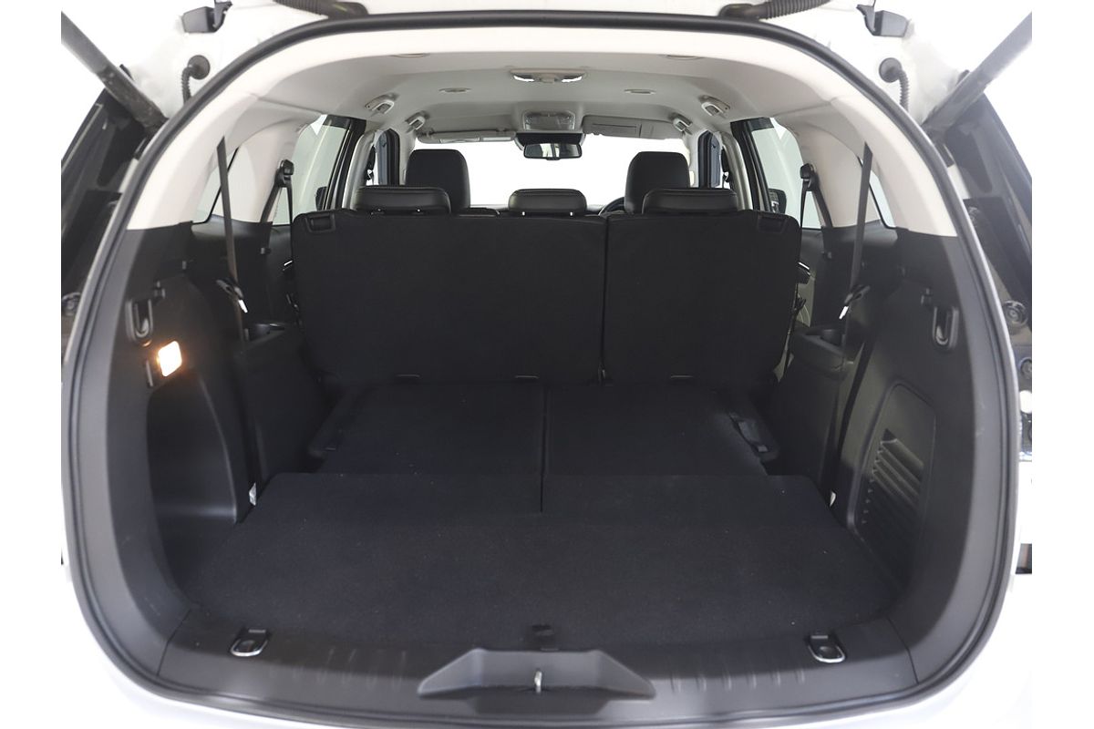2023 Isuzu MU-X LS-T