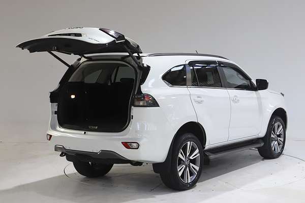 2023 Isuzu MU-X LS-T