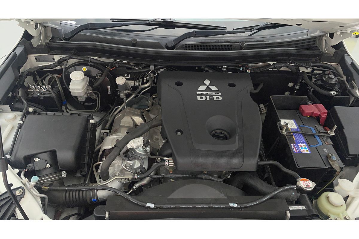 2019 Mitsubishi Triton GLX MR 4X4