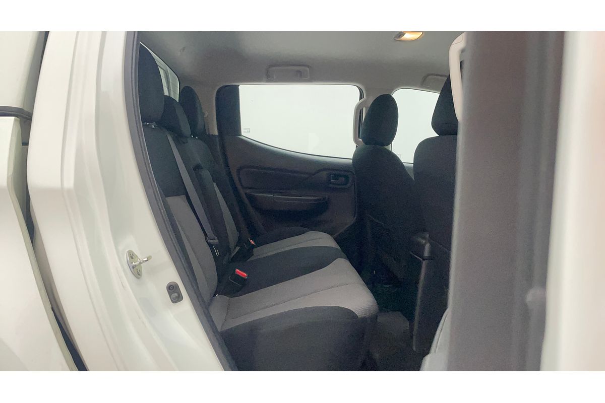 2019 Mitsubishi Triton GLX MR 4X4