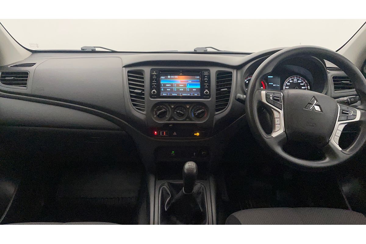 2019 Mitsubishi Triton GLX MR 4X4