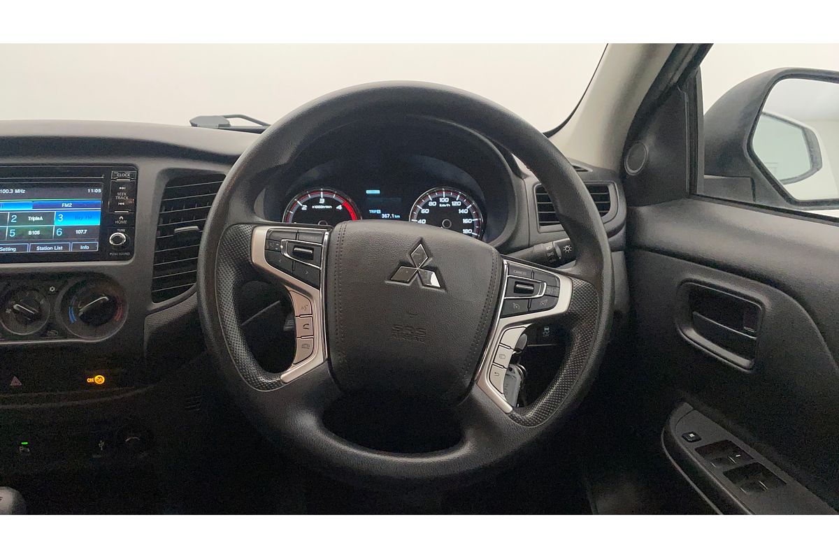 2019 Mitsubishi Triton GLX MR 4X4