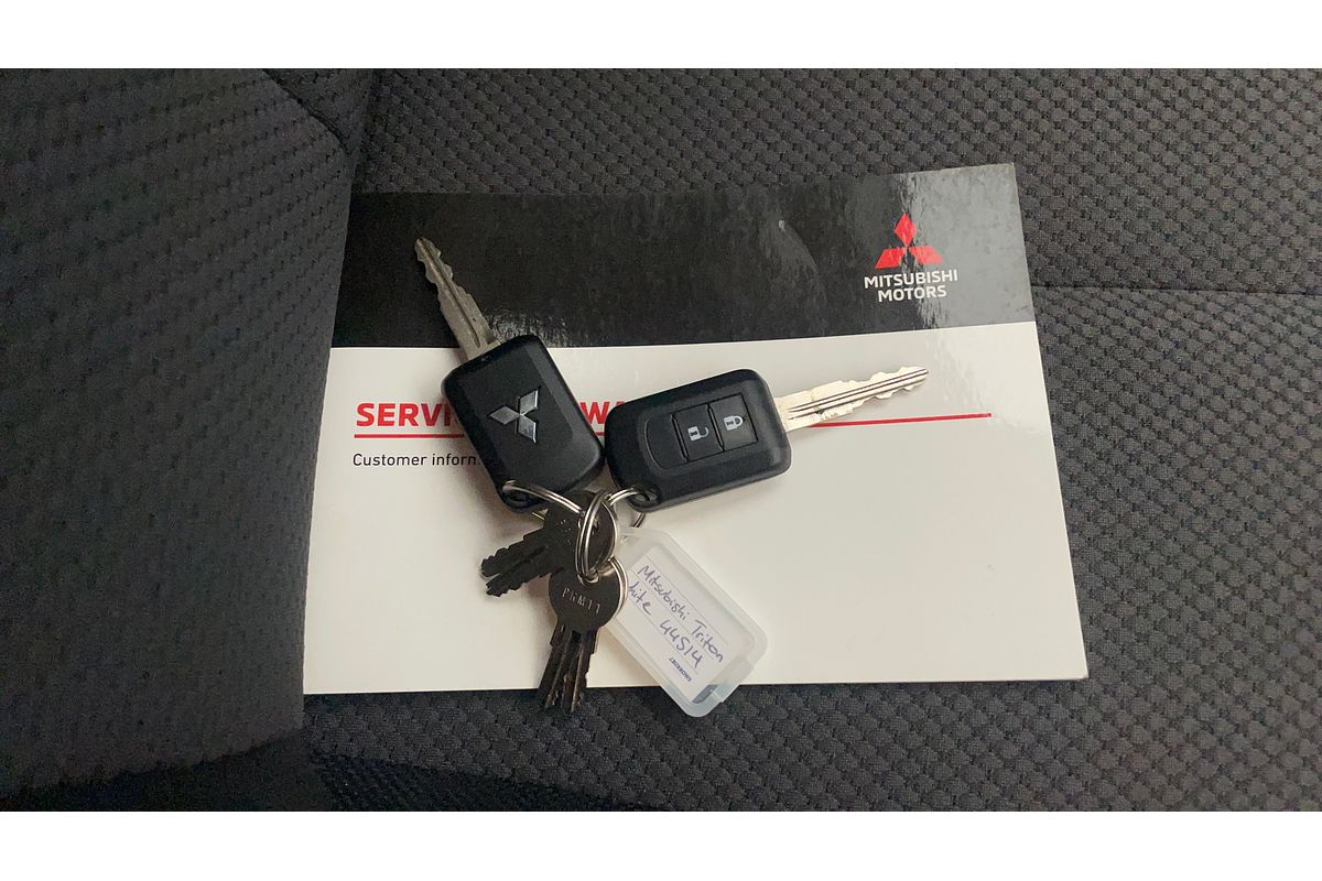 2019 Mitsubishi Triton GLX MR 4X4
