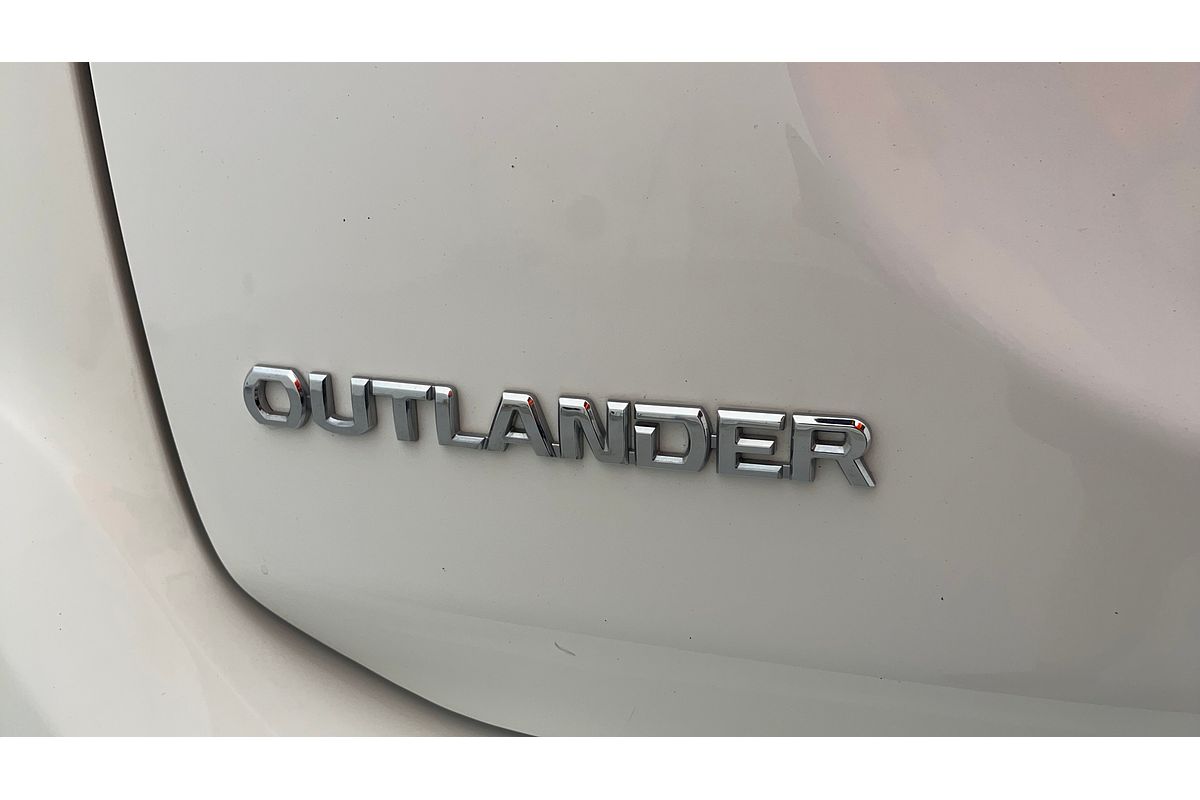 2020 Mitsubishi Outlander ES ZL