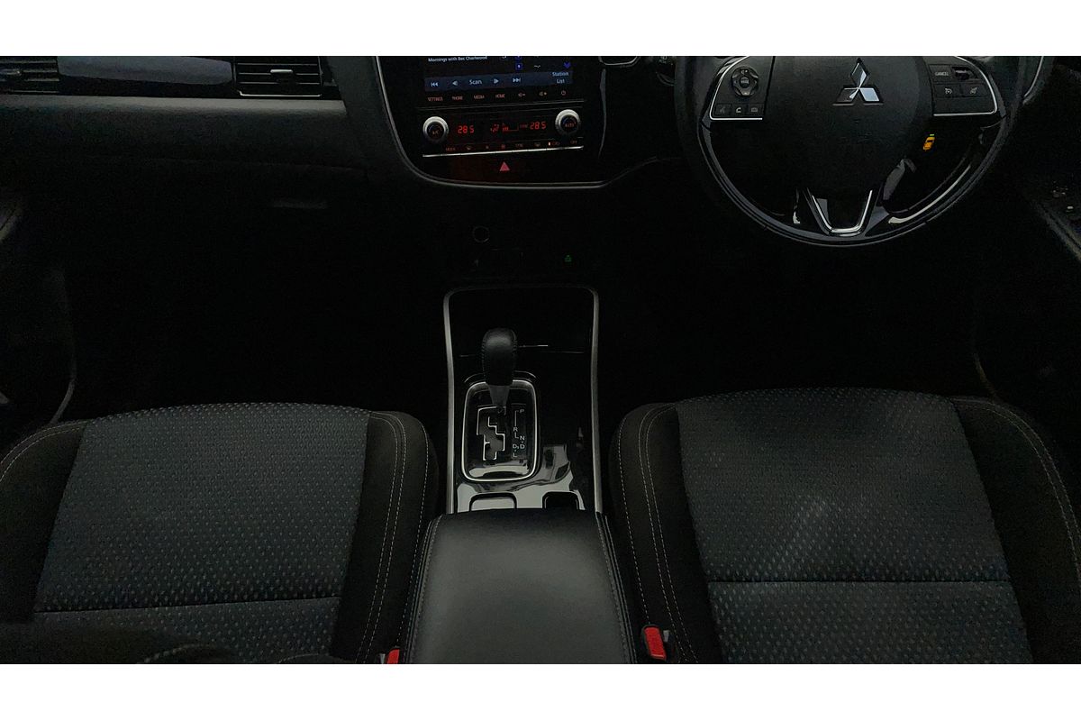 2020 Mitsubishi Outlander ES ZL