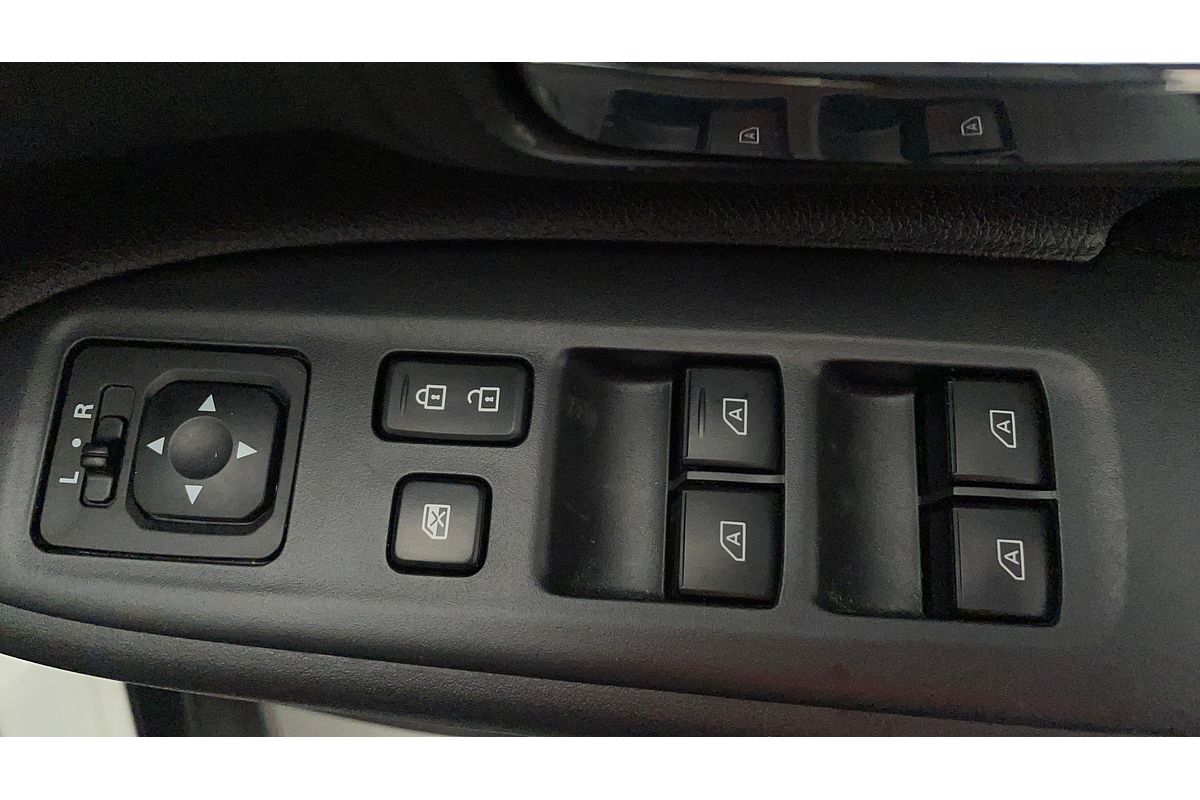 2020 Mitsubishi Outlander ES ZL