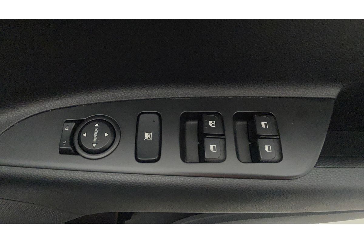2022 Kia Stonic S YB