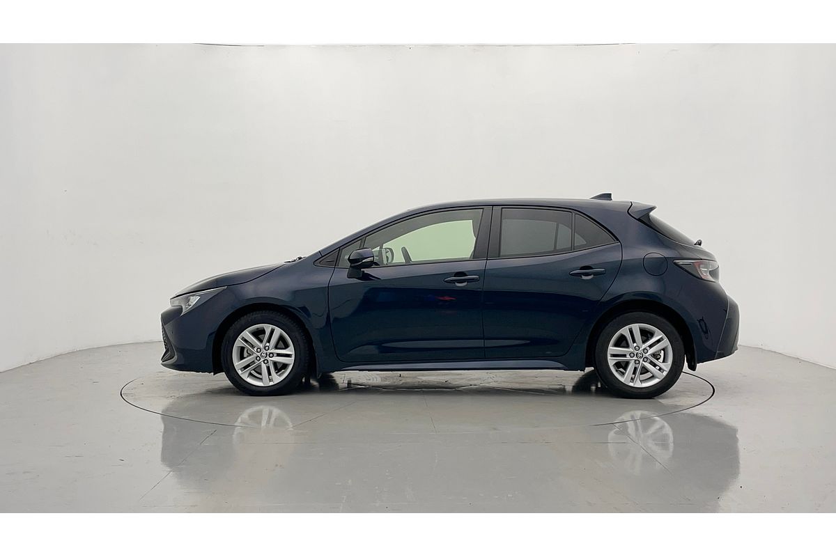 2020 Toyota Corolla SX MZEA12R