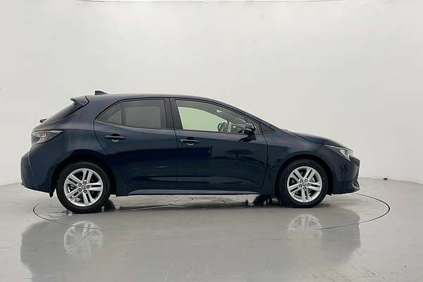 2020 Toyota Corolla SX MZEA12R