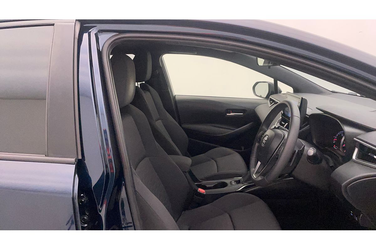 2020 Toyota Corolla SX MZEA12R