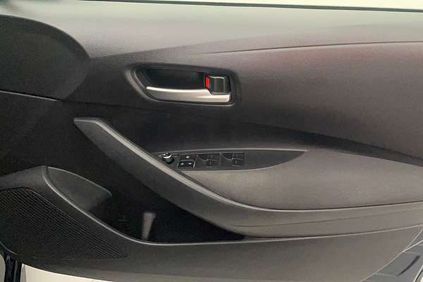 2020 Toyota Corolla SX MZEA12R