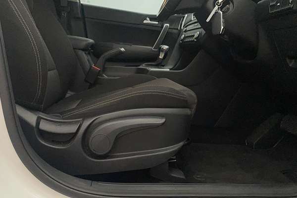 2020 Kia Sportage S QL