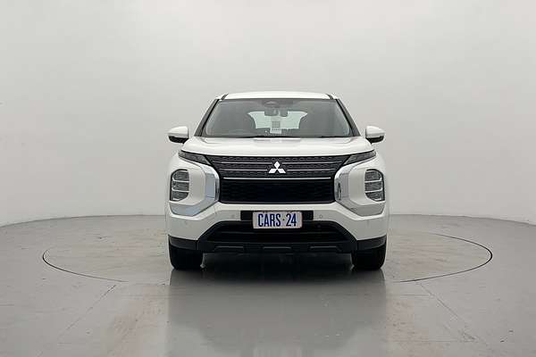 2023 Mitsubishi Outlander ES ZM