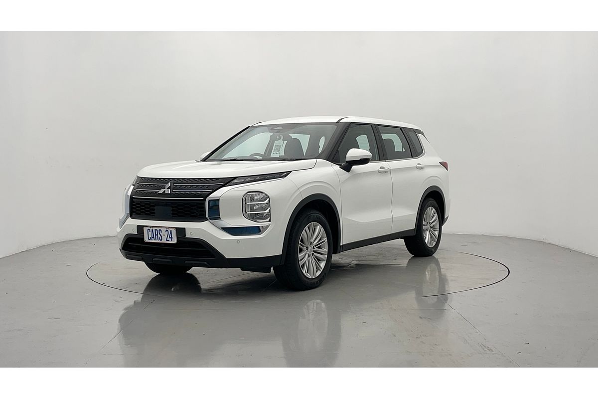 2023 Mitsubishi Outlander ES ZM