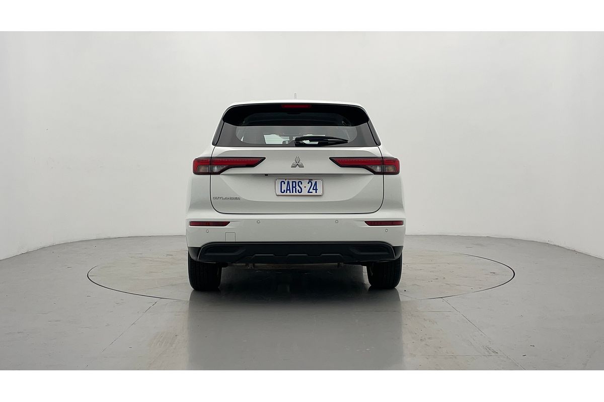 2023 Mitsubishi Outlander ES ZM