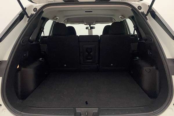 2023 Mitsubishi Outlander ES ZM