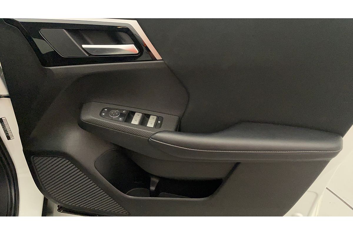 2023 Mitsubishi Outlander ES ZM