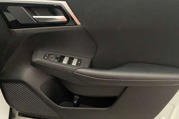 2023 Mitsubishi Outlander ES ZM