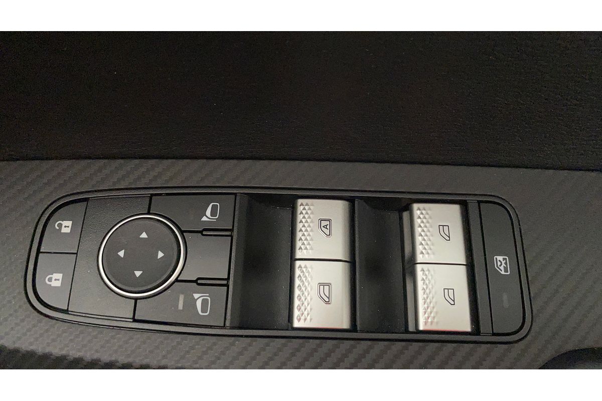 2023 Mitsubishi Outlander ES ZM