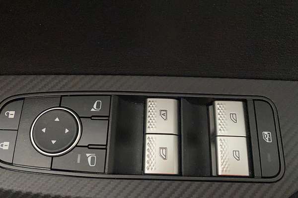 2023 Mitsubishi Outlander ES ZM