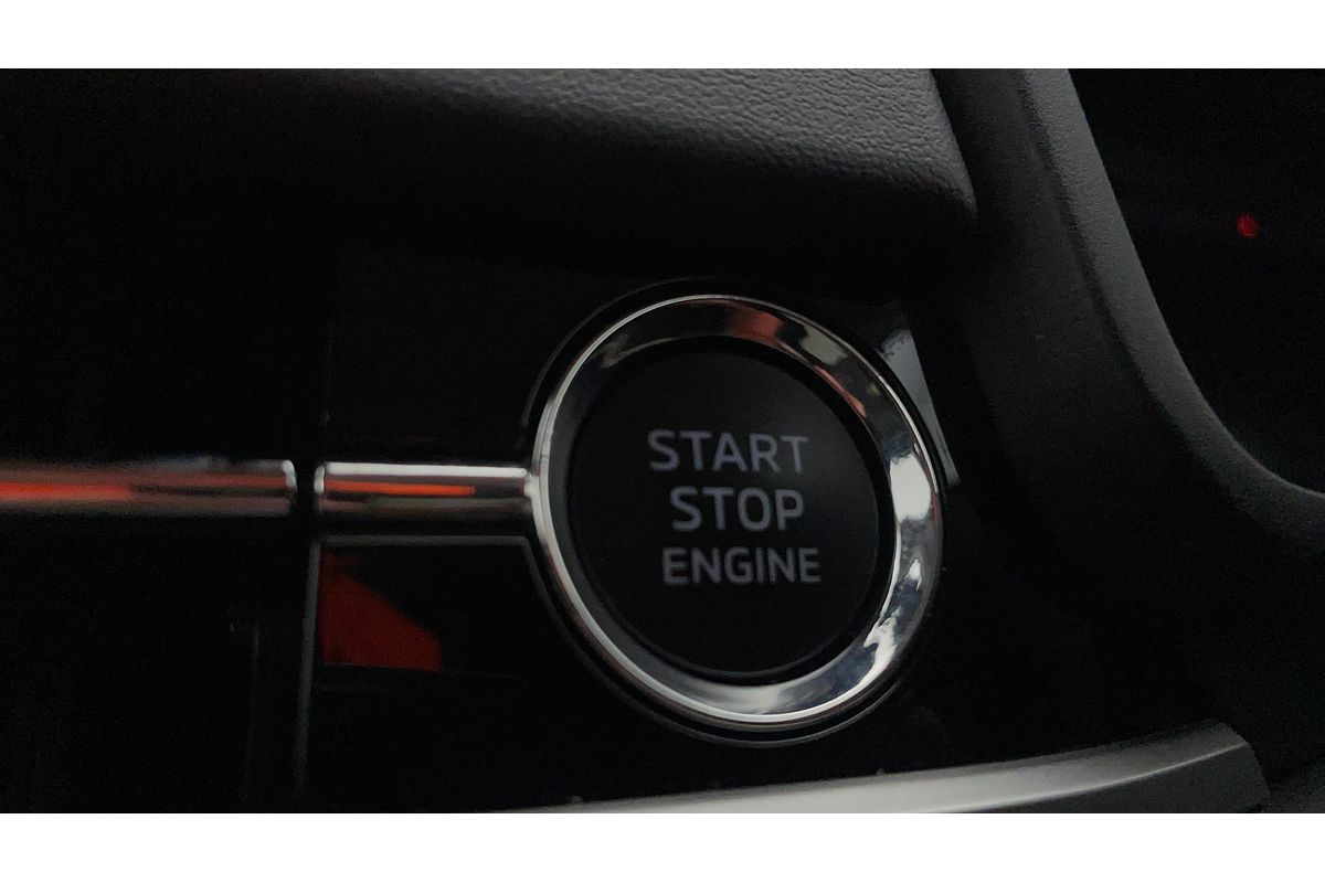 2023 Mitsubishi Outlander ES ZM