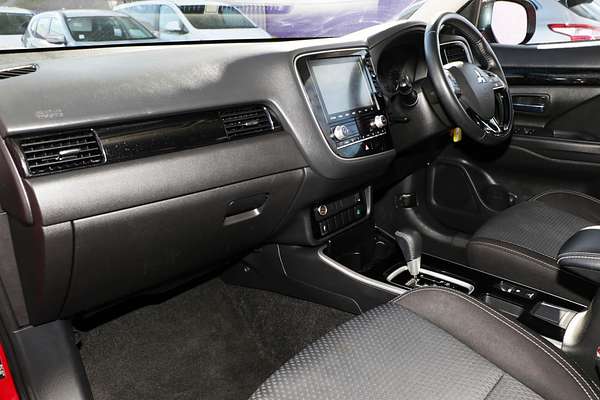 2020 Mitsubishi Outlander ES ZL