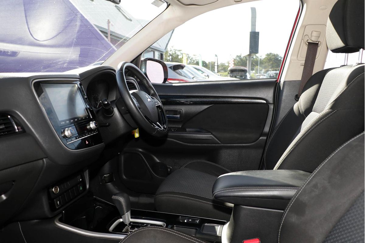 2020 Mitsubishi Outlander ES ZL