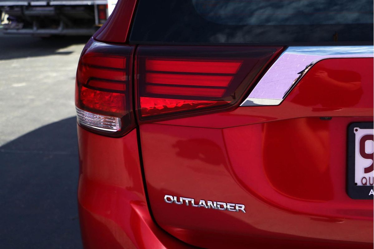 2020 Mitsubishi Outlander ES ZL
