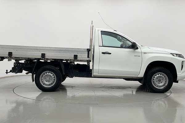 2020 Mitsubishi Triton GLX MR Rear Wheel Drive