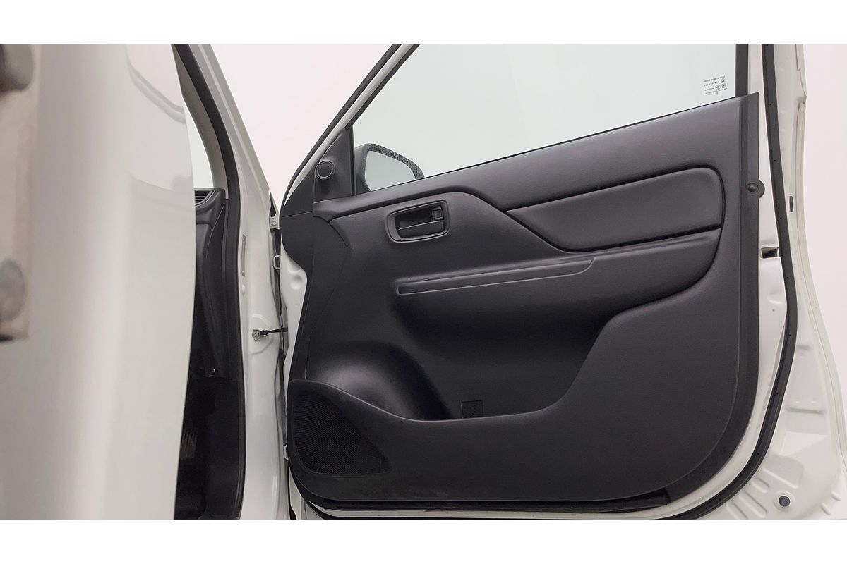 2020 Mitsubishi Triton GLX MR Rear Wheel Drive