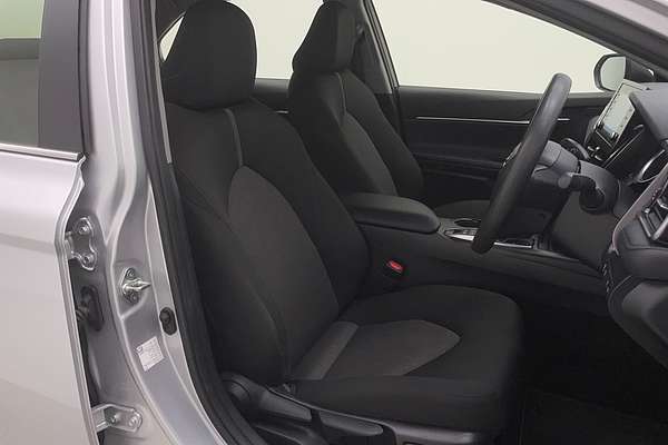 2020 Toyota Camry Ascent AXVH70R