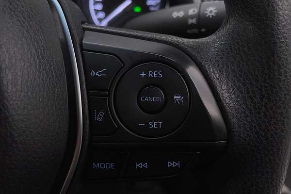 2020 Toyota Camry Ascent AXVH70R