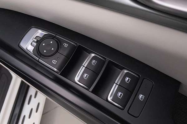 2022 Kia Carnival S KA4