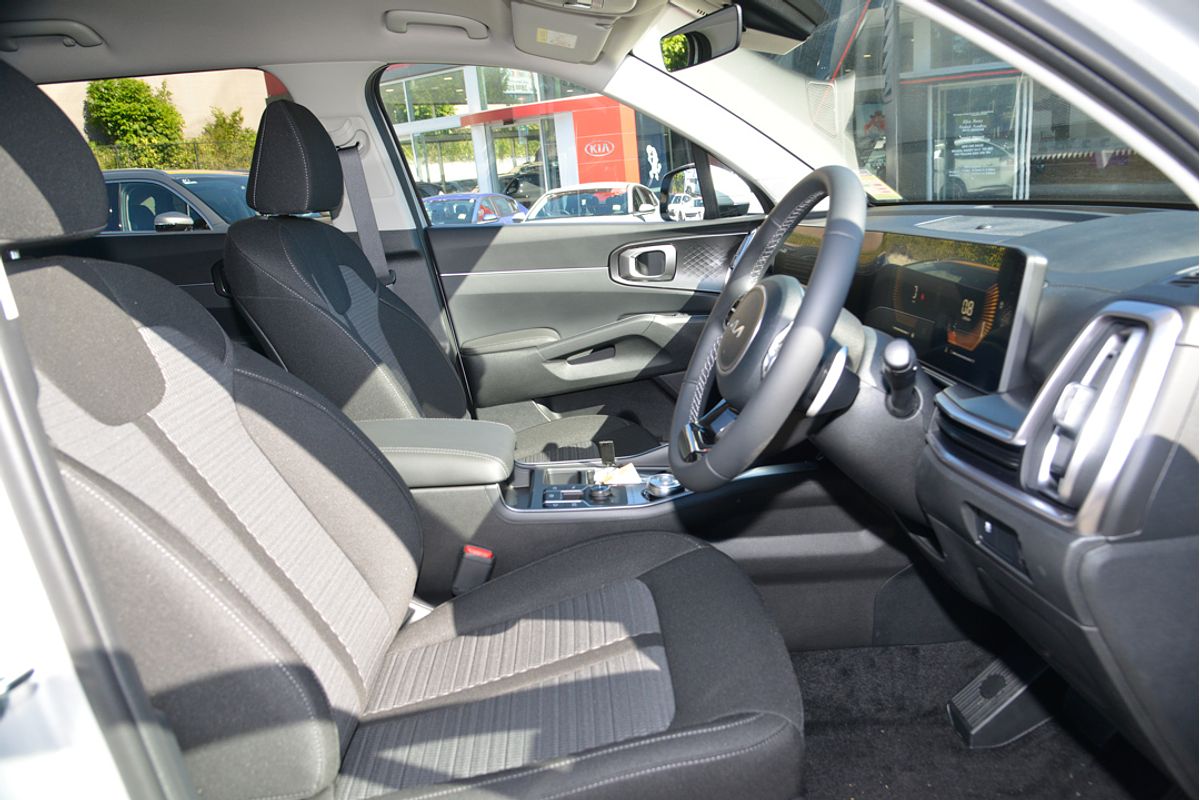 2025 Kia Sorento Sport MQ4 PE