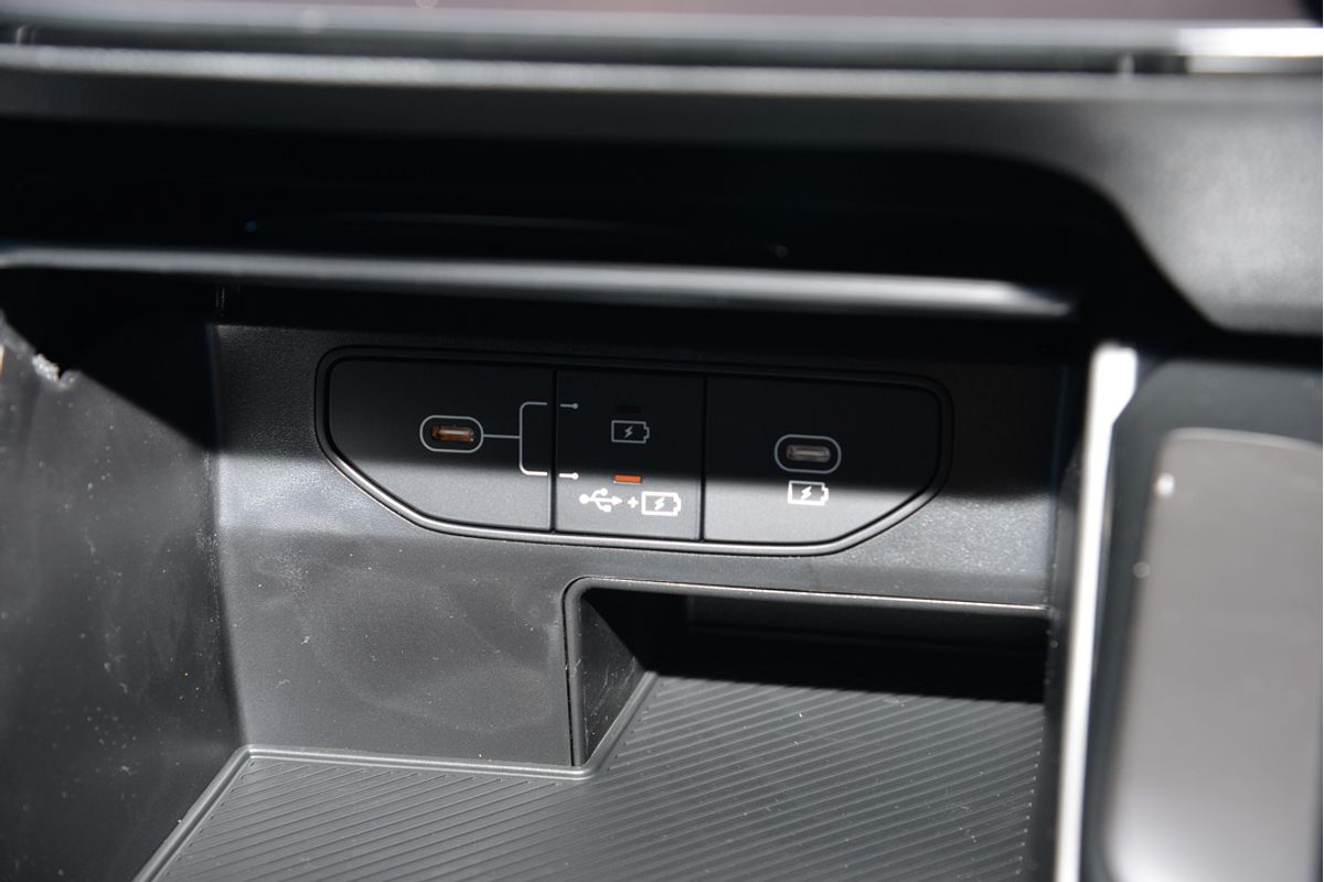 2025 Kia Sorento Sport MQ4 PE