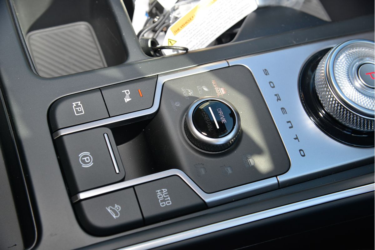 2025 Kia Sorento Sport MQ4 PE
