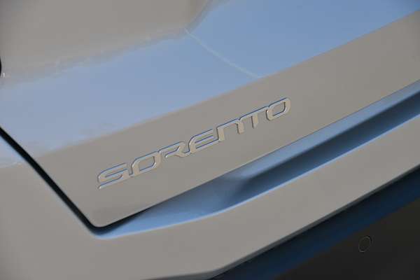 2025 Kia Sorento Sport MQ4 PE