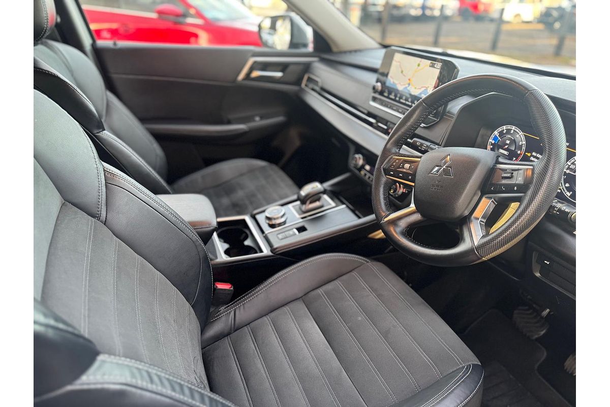 2022 Mitsubishi Outlander Aspire ZM