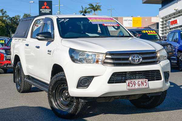 2015 Toyota Hilux SR GUN126R 4X4