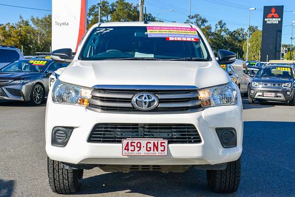 2015 Toyota Hilux SR GUN126R 4X4