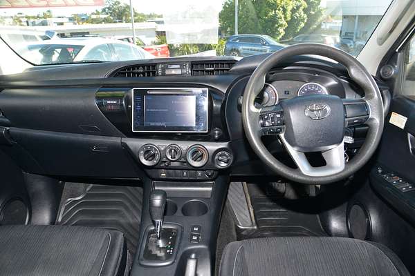 2015 Toyota Hilux SR GUN126R 4X4